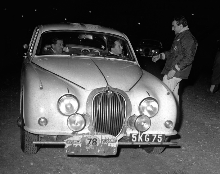 Lephoenix : Kit Jaguar MK2 Tour de France 1960 --> SOLD